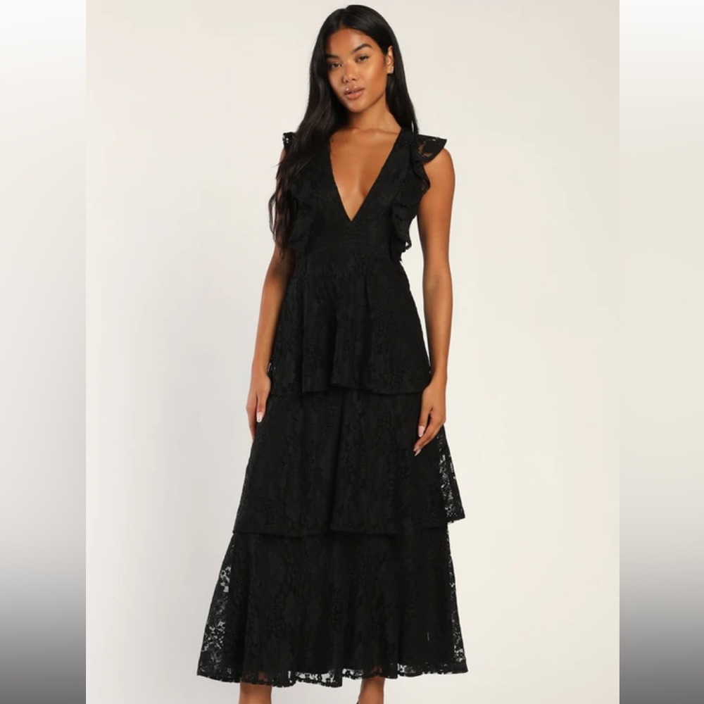 Black Lace Ruffled Tiered Sleeveless Maxi Dress